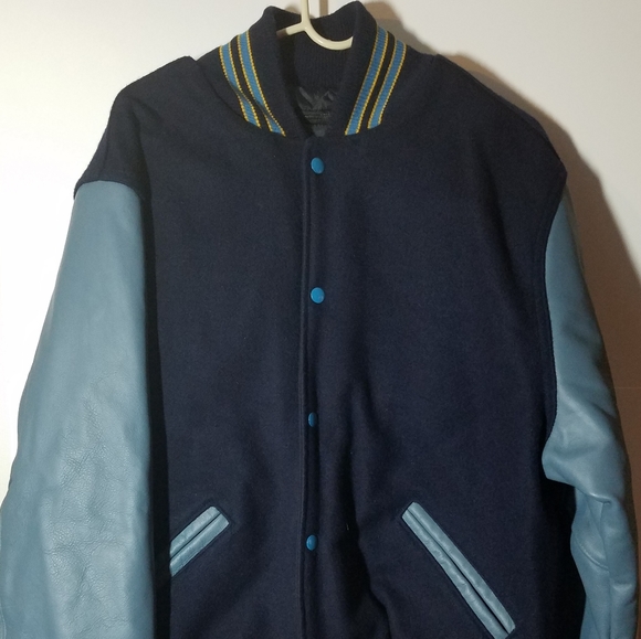 Rennoc Other - Men's Rennoc Classic River Hill Letterman, Size L